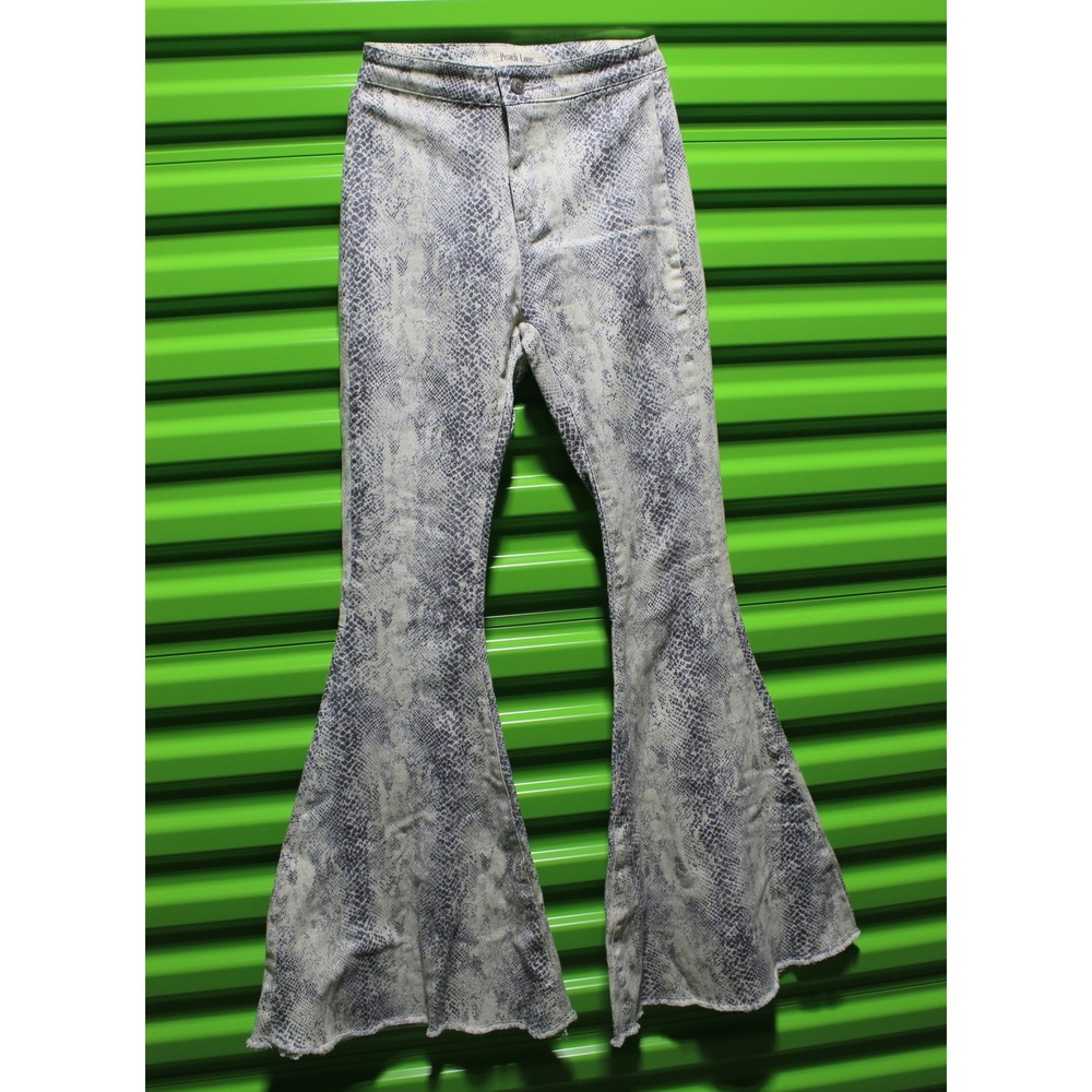 Peach Love California Snakeskin Print Flare Bell Bottom Pants Gray White Small